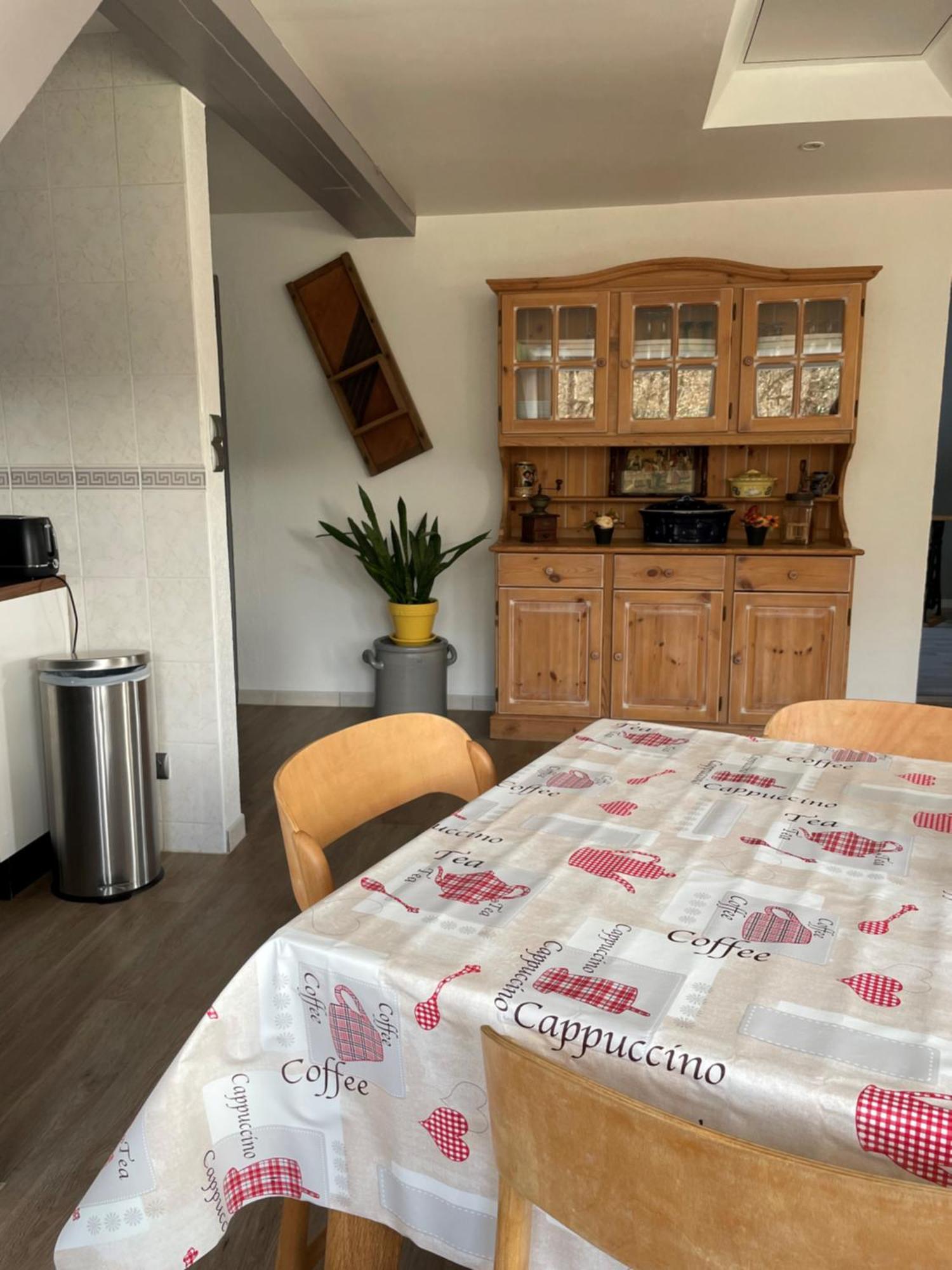 Spacieux, Lumineux Et Tres Cosy Apartment *